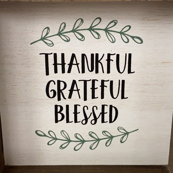 Magnolia Thankful Grateful Blessed Rustic Farmhouse Wood Sign Thanksgiving - Picture 6 of 6